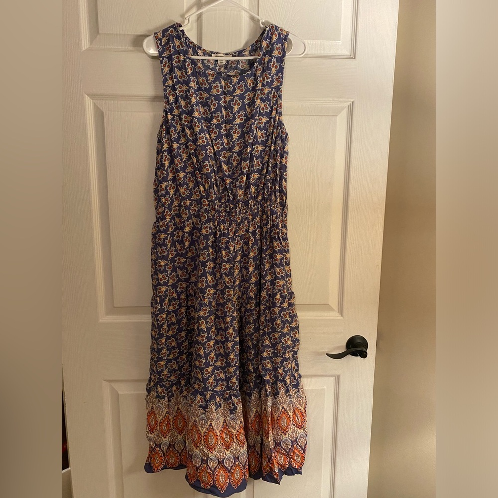 Beach Lunch Lounge. Sleeveless dress with cutout back detail.